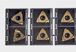 Soluções de embalagens plásticas para insertos intercambiáveis.